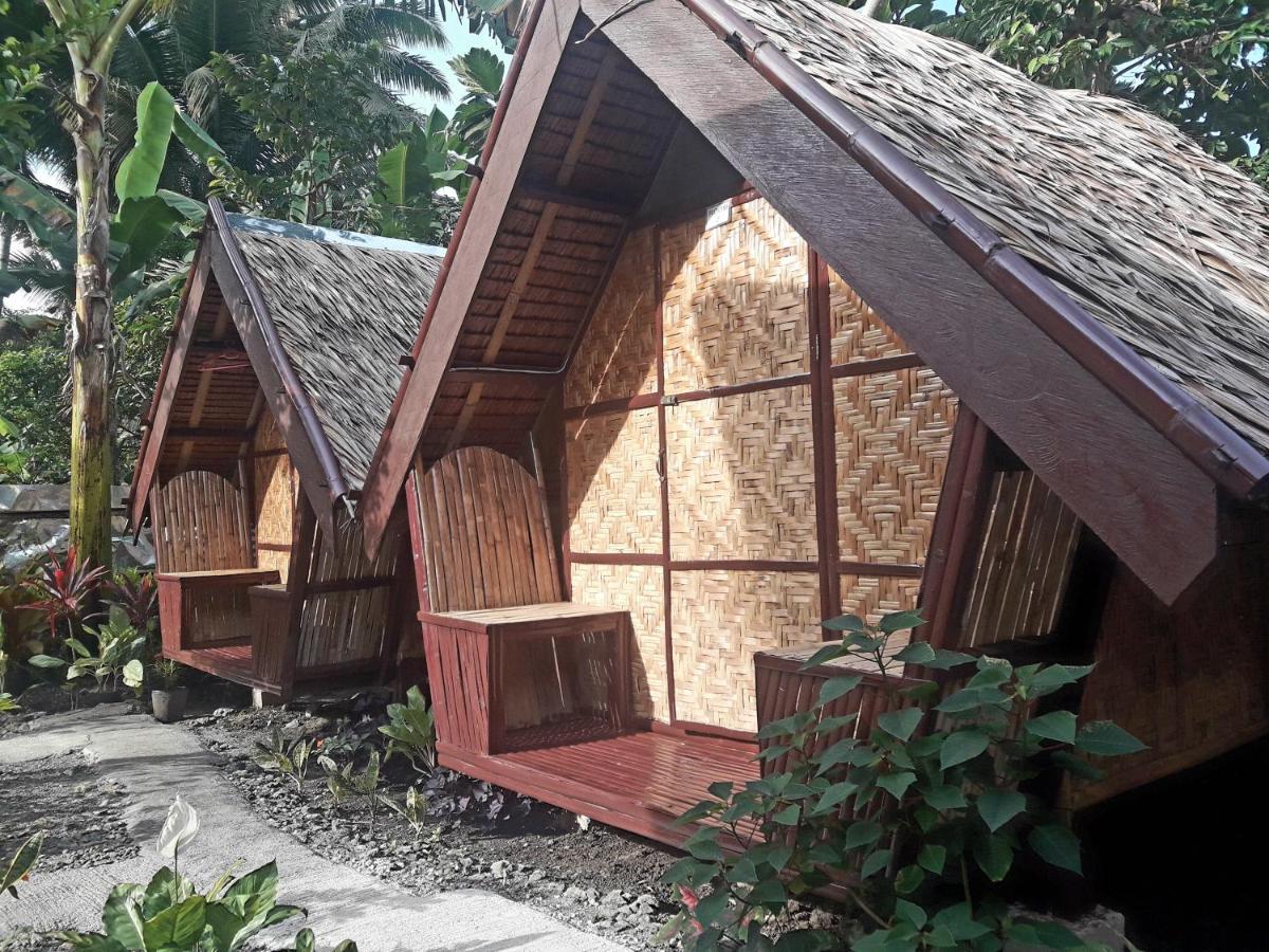 Lhoyjean Garden Hostel Batuan Bagian luar foto