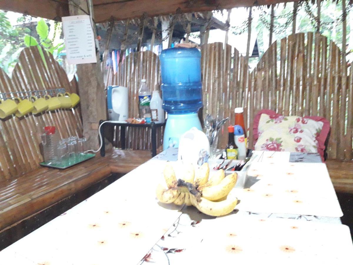 Lhoyjean Garden Hostel Batuan Bagian luar foto