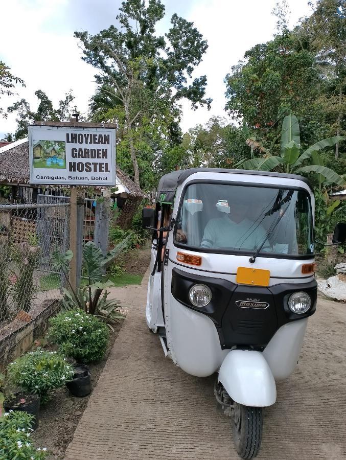 Lhoyjean Garden Hostel Batuan Bagian luar foto