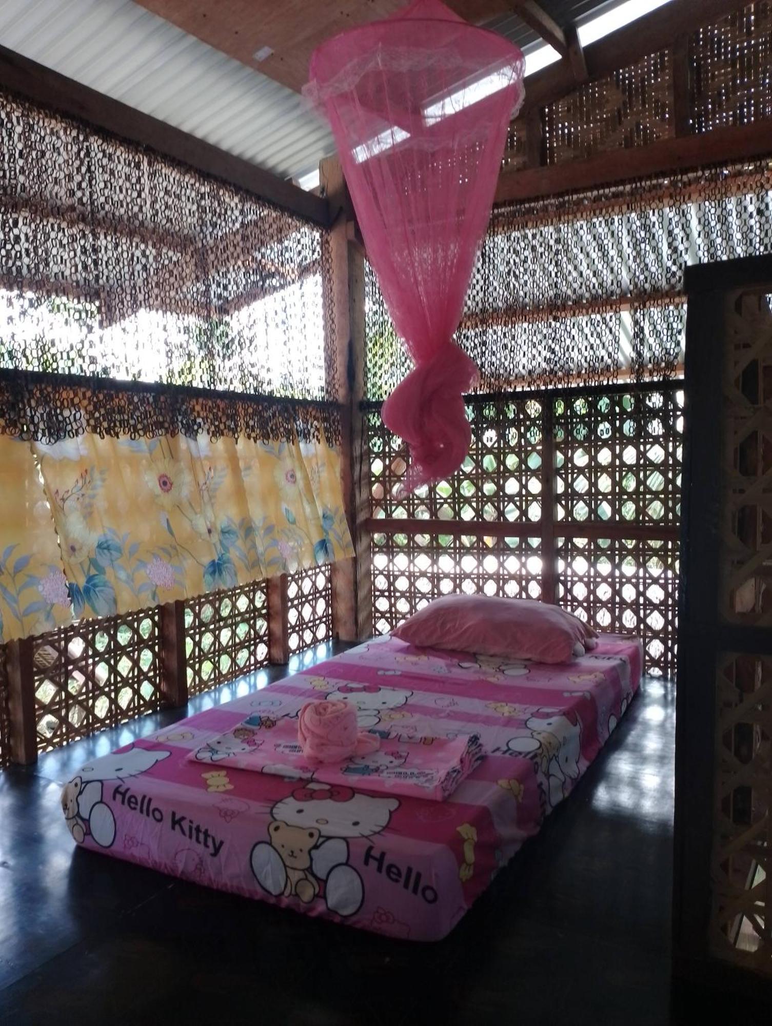 Lhoyjean Garden Hostel Batuan Ruang foto
